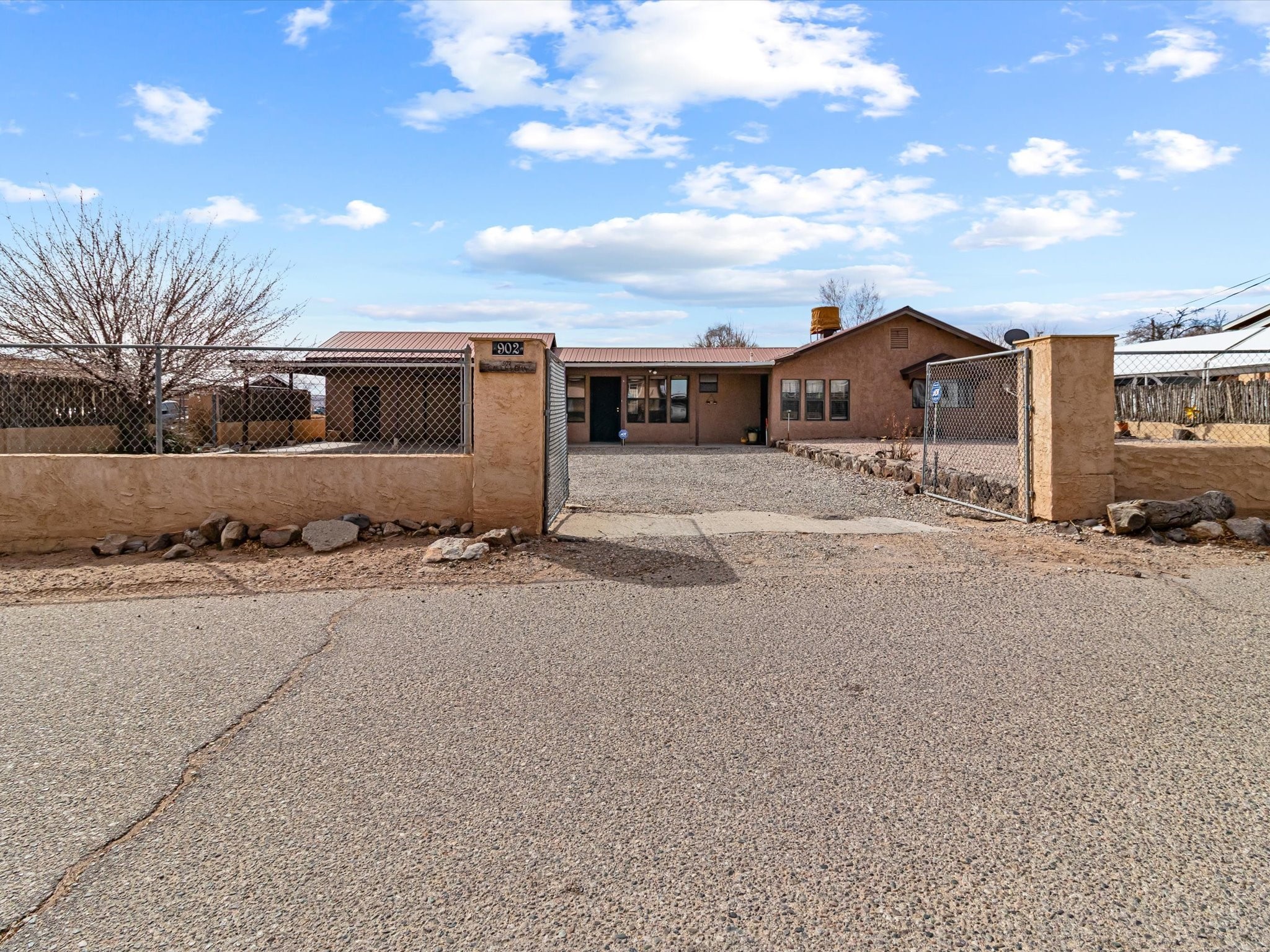 902 & 900 Calle Loma, Espanola, New Mexico image 3