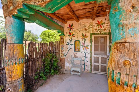 2 Short Road, Santa Fe, NM 87506 - #: 202502305