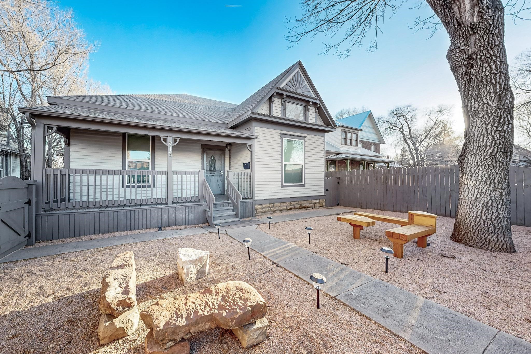 913 Lincoln Avenue, Las Vegas, New Mexico image 2