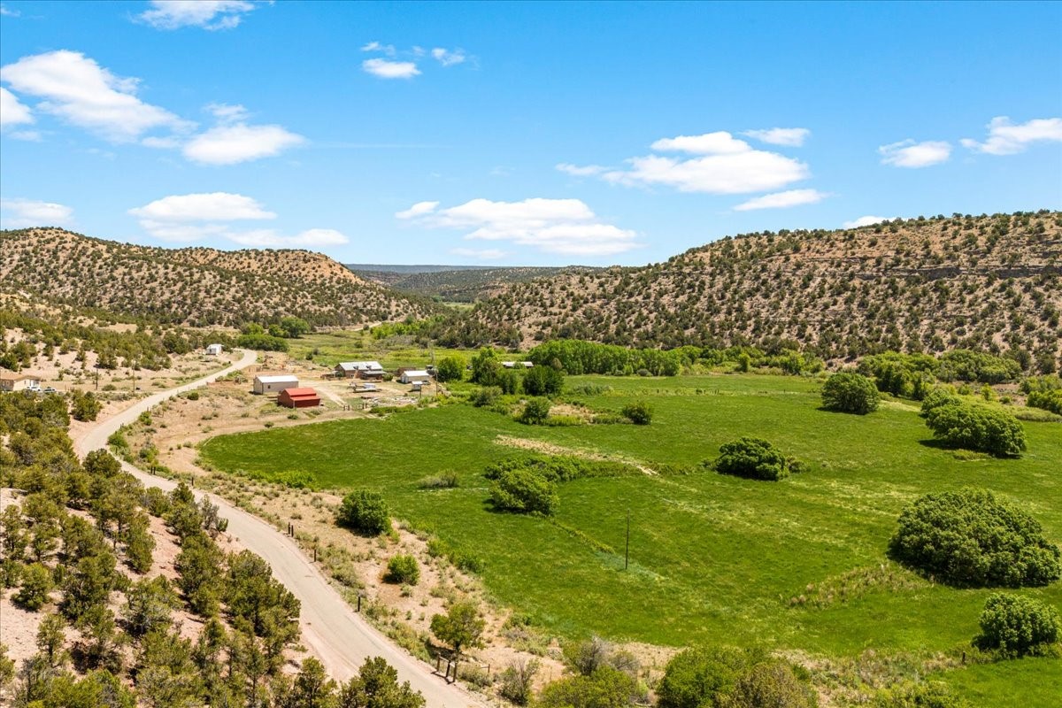 144 Hwy 341, La Madera, New Mexico image 2