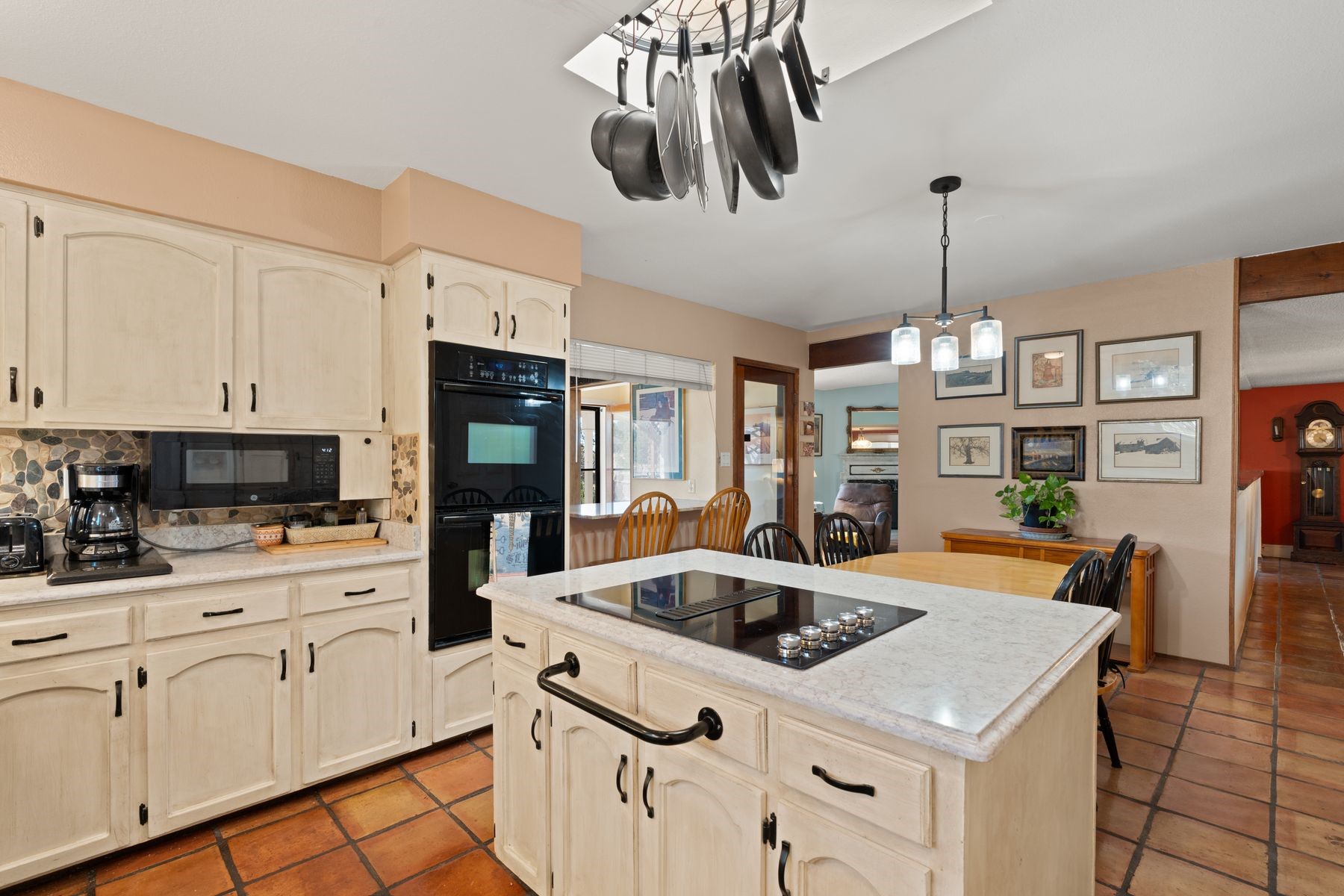 2208 Portavela Street, Santa Fe, New Mexico image 4