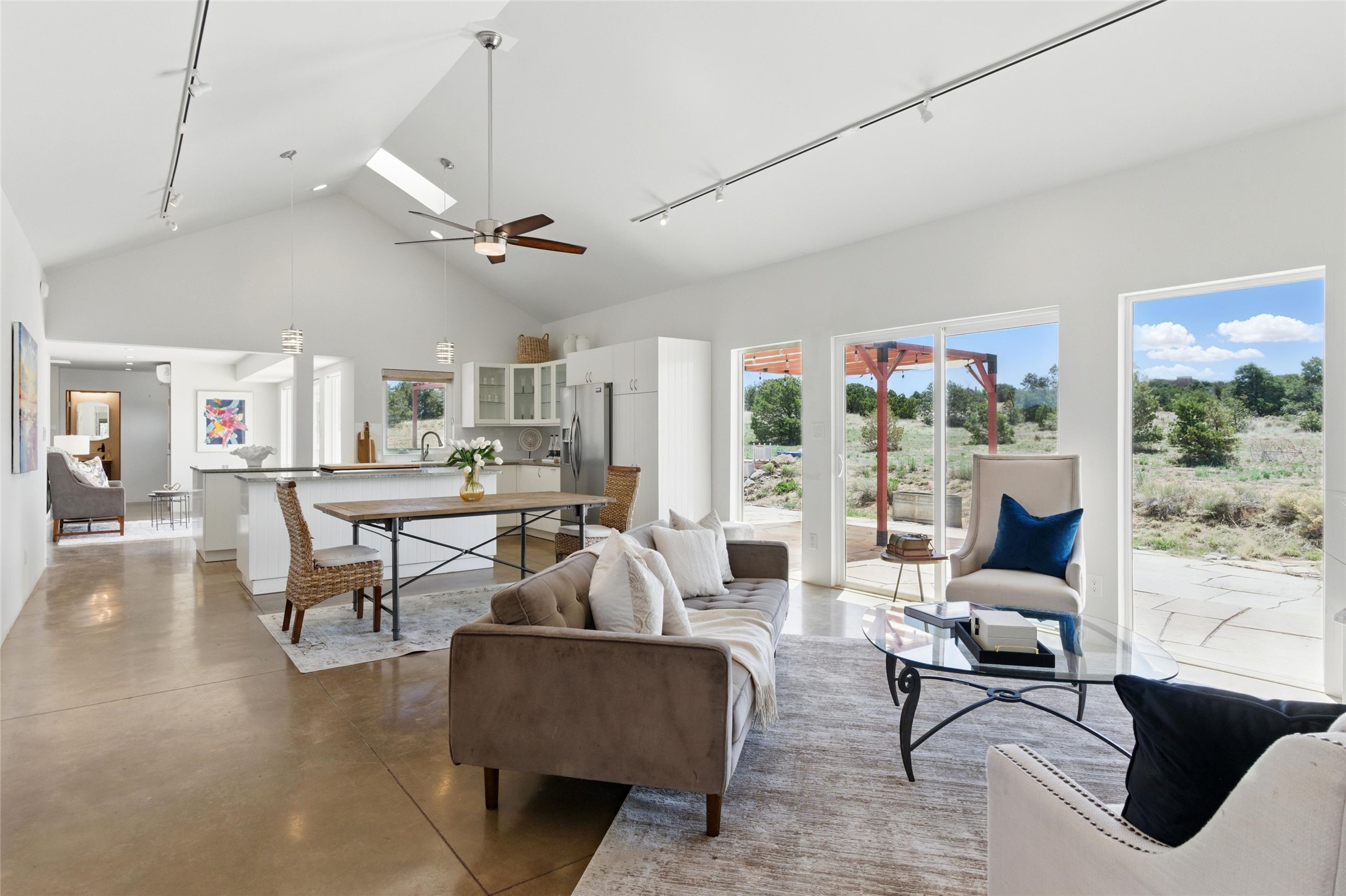 34 Ranch Road, Lamy, New Mexico image 1