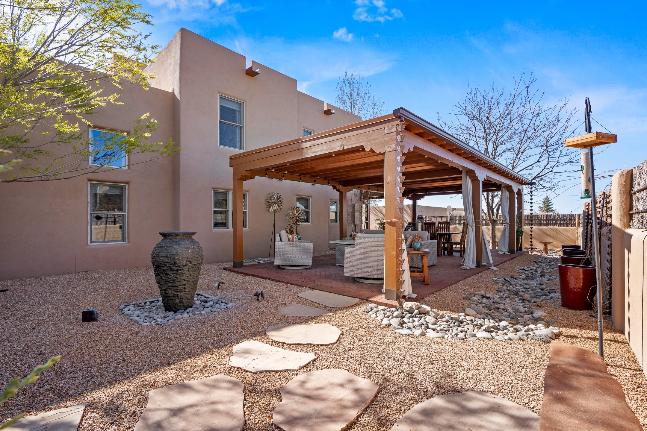 16 Camino De Vecinos, Santa Fe, New Mexico image 47