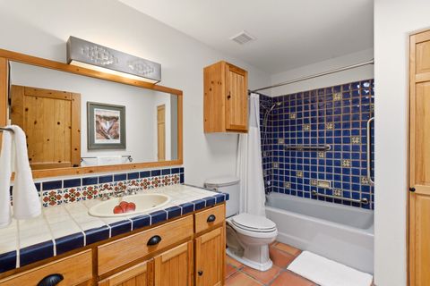 Tiny photo for 5 Avalon Place, Santa Fe, NM 87508 (MLS # 202601632)