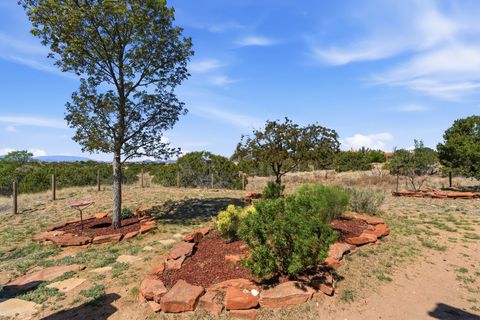 Tiny photo for 5 Avalon Place, Santa Fe, NM 87508 (MLS # 202601632)