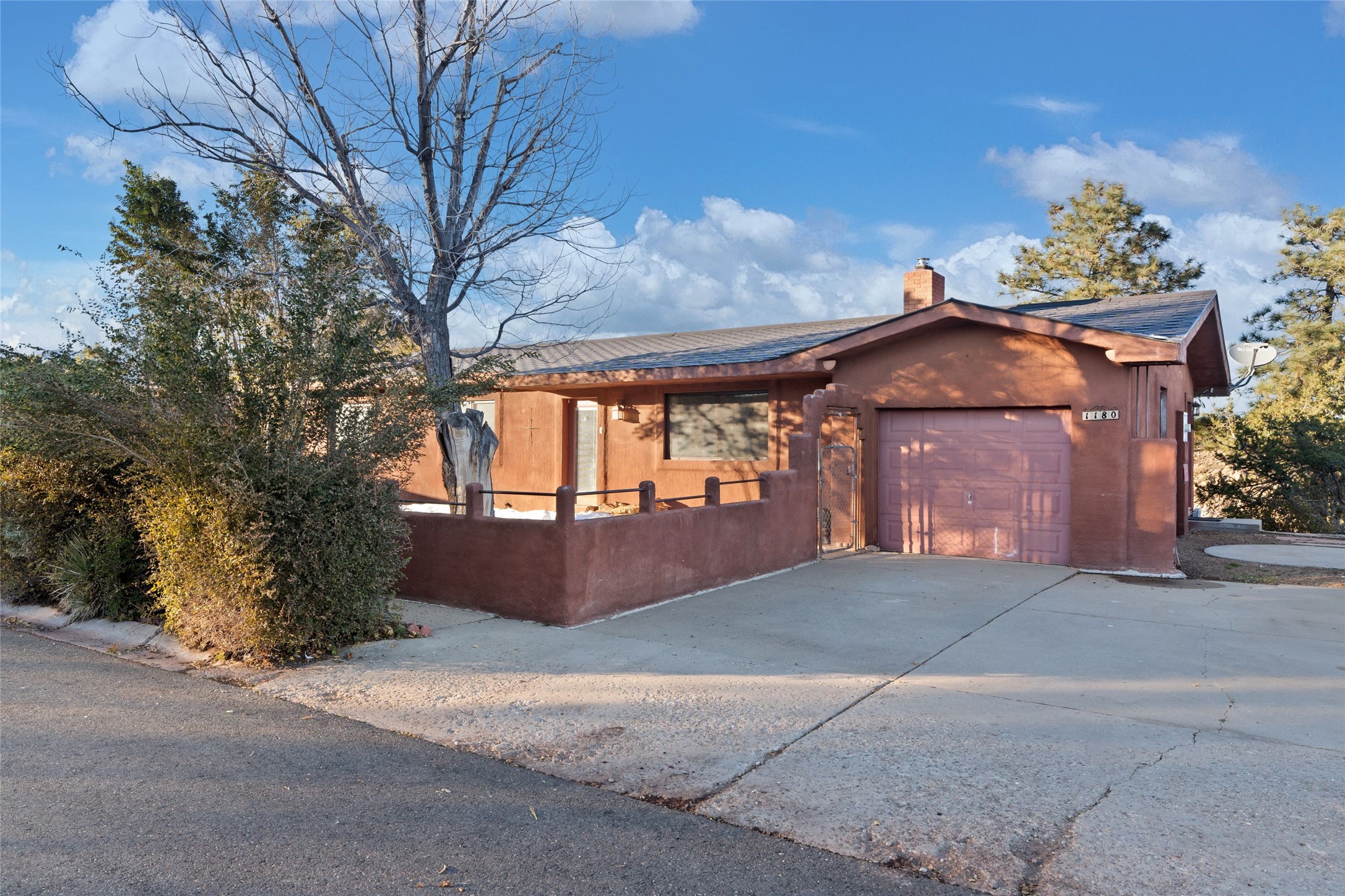 1180 Sioux St, Los Alamos, New Mexico image 1