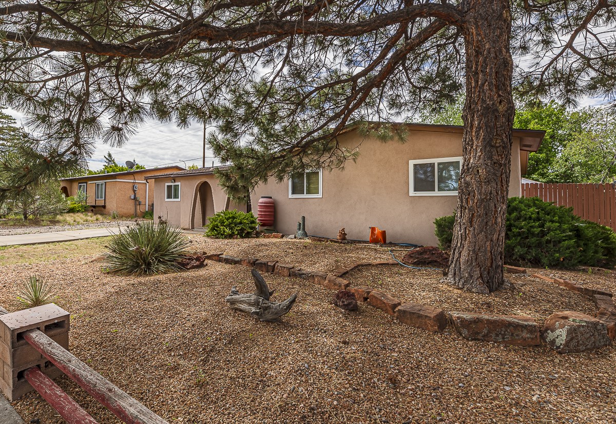 Santa Fe, New Mexico 87507, United States, 3 Bedrooms Bedrooms, ,2 BathroomsBathrooms,Residential,Active,159488