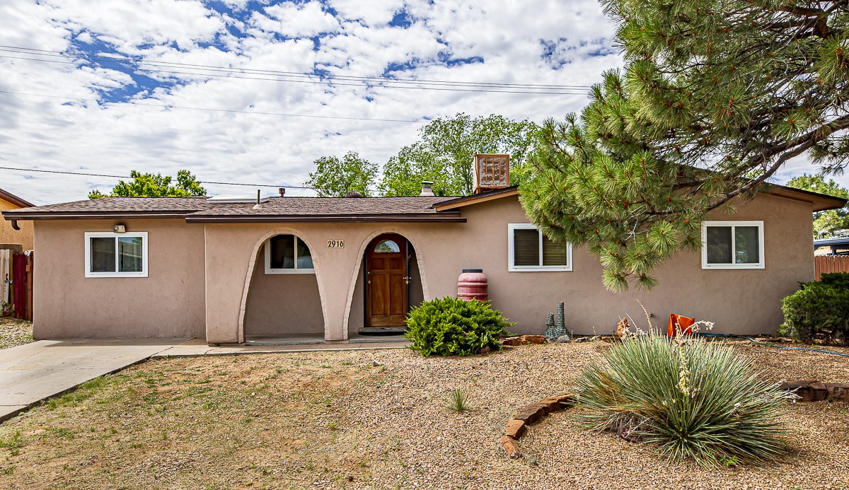 Santa Fe, New Mexico 87507, United States, 3 Bedrooms Bedrooms, ,2 BathroomsBathrooms,Residential,Active,159488