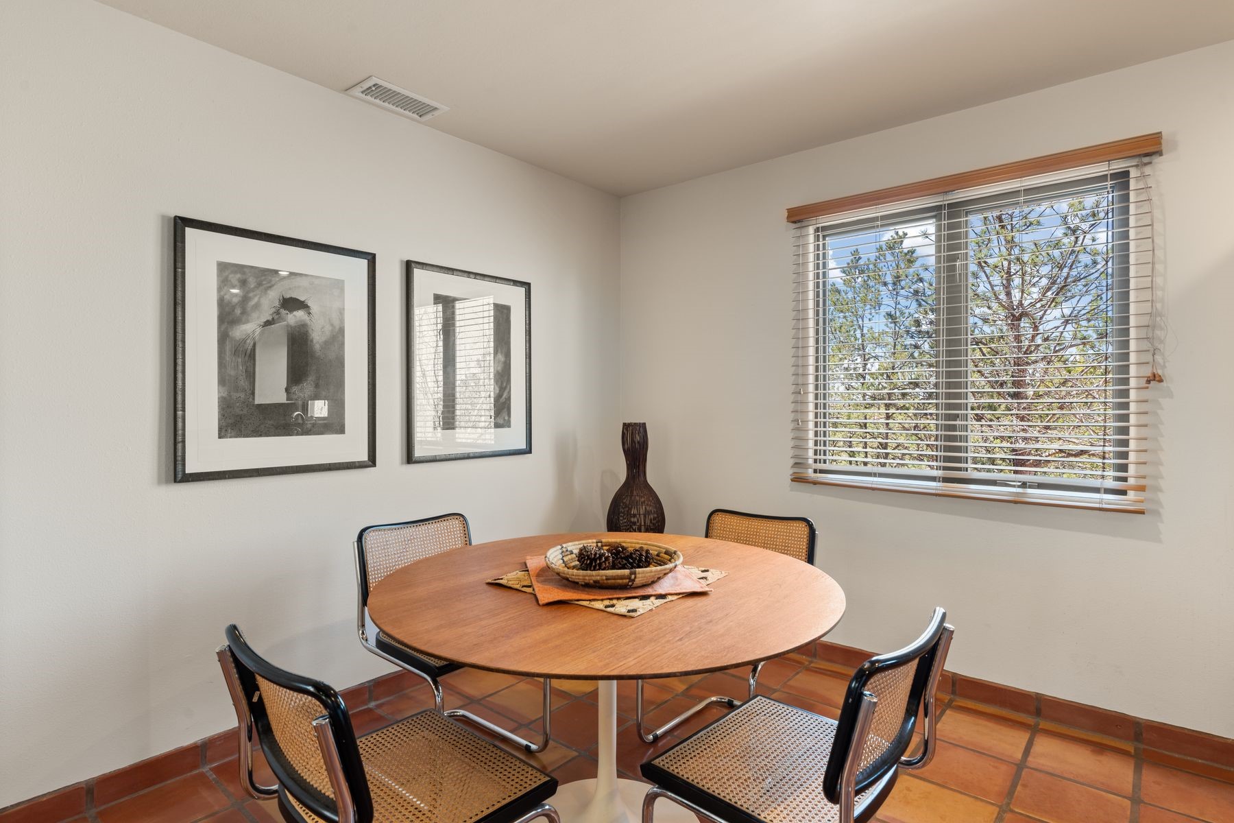 346 1/2 Calle Loma Norte, Santa Fe, New Mexico image 6