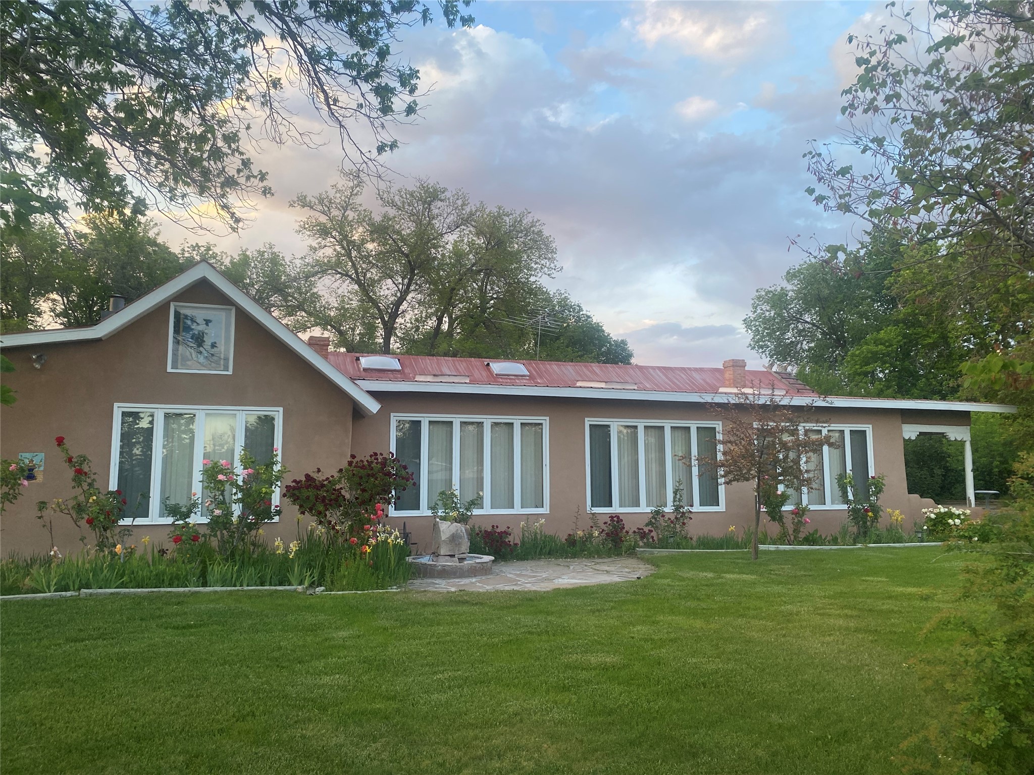 1113 Nm 76, Santa Cruz, New Mexico image 5