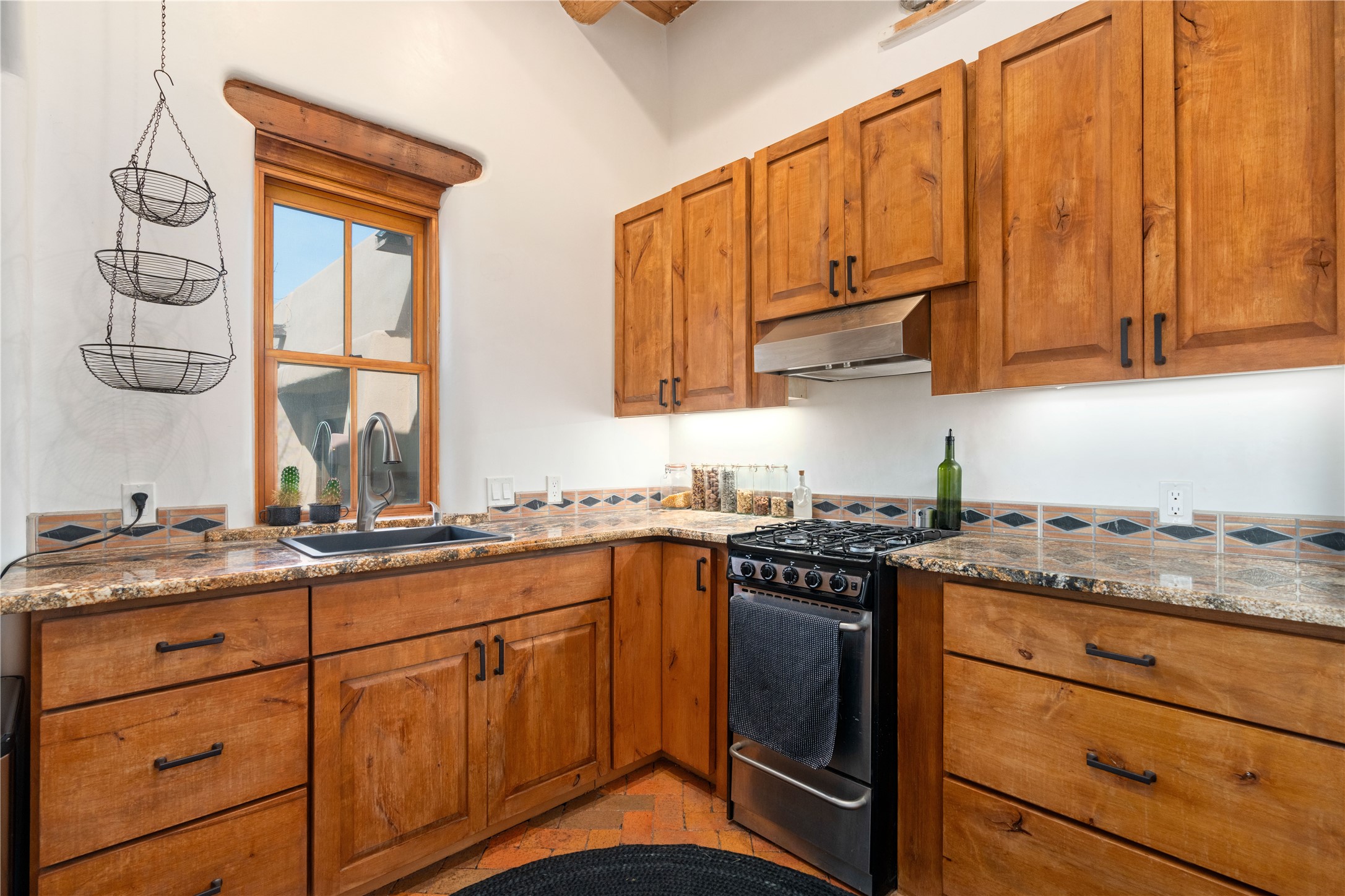 947 Cerro De La Paz, Santa Fe, New Mexico image 28