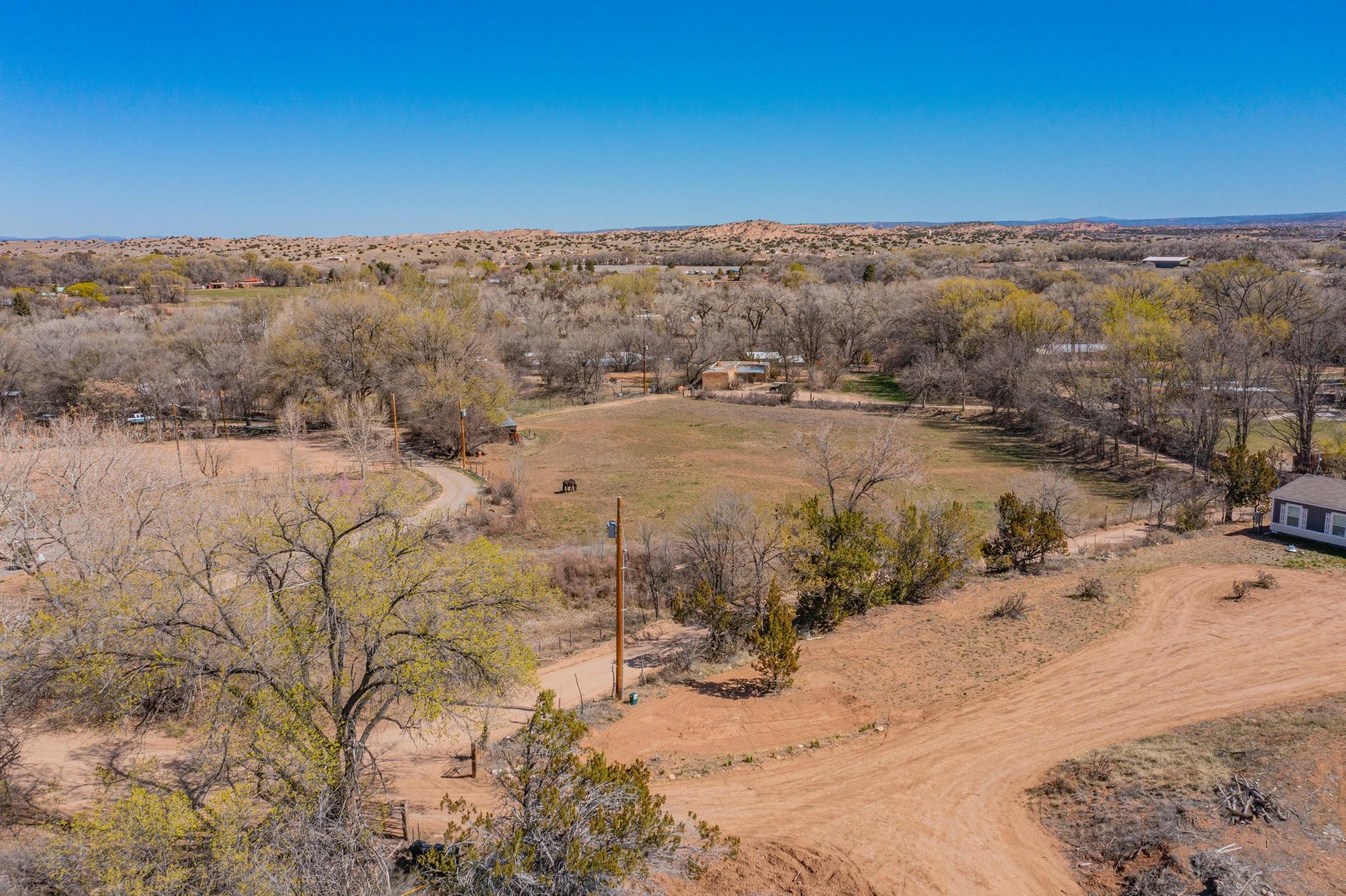 33 El Callejoncito Road, Santa Fe, New Mexico image 9