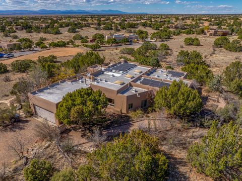 Tiny photo for 1 Sabroso Place, Santa Fe, NM 87508 (MLS # 202601414)