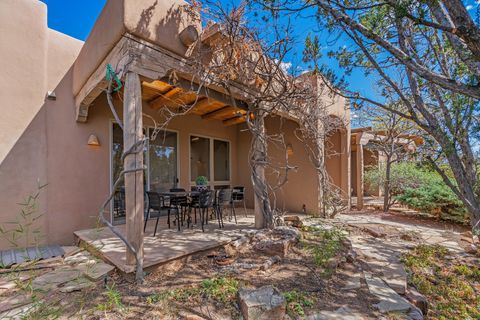 Tiny photo for 1 Sabroso Place, Santa Fe, NM 87508 (MLS # 202601414)