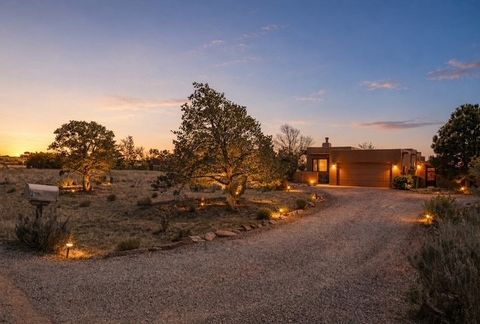 Photo of 6 Palacio Rd, Santa Fe, NM 87508 (MLS # 202601848)