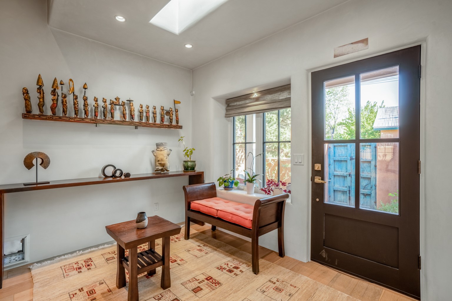 Santa Fe, New Mexico 87501, United States, 3 Bedrooms Bedrooms, ,3 BathroomsBathrooms,Residential,Active,126783