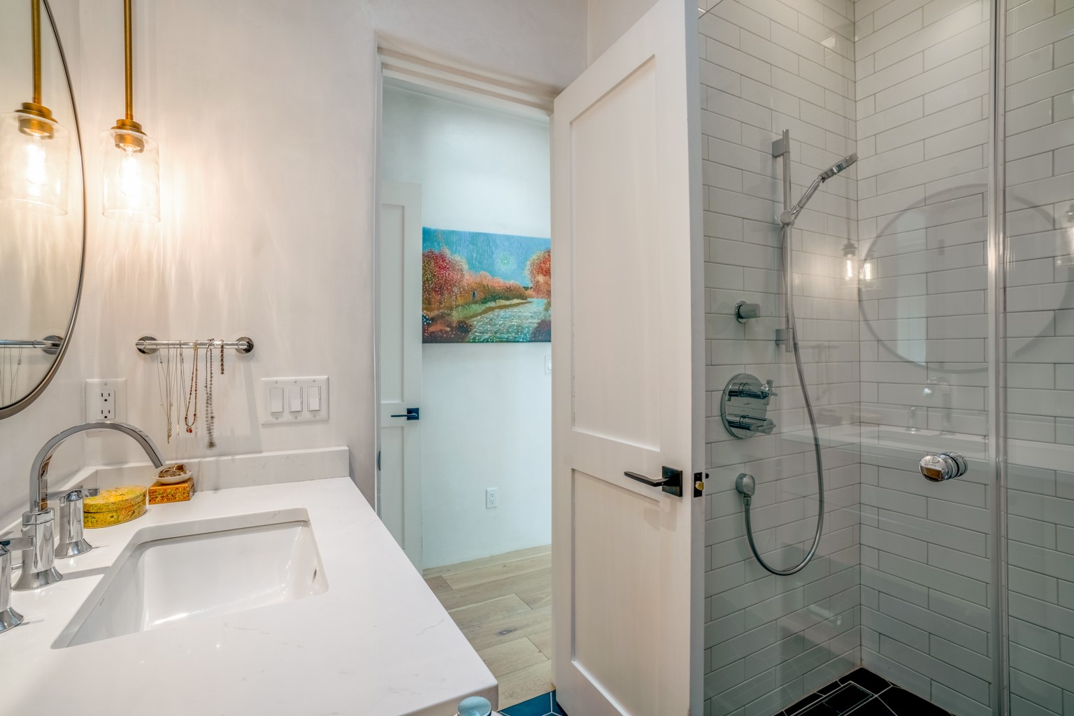 Santa Fe, New Mexico 87501, United States, 3 Bedrooms Bedrooms, ,3 BathroomsBathrooms,Residential,Active,126783