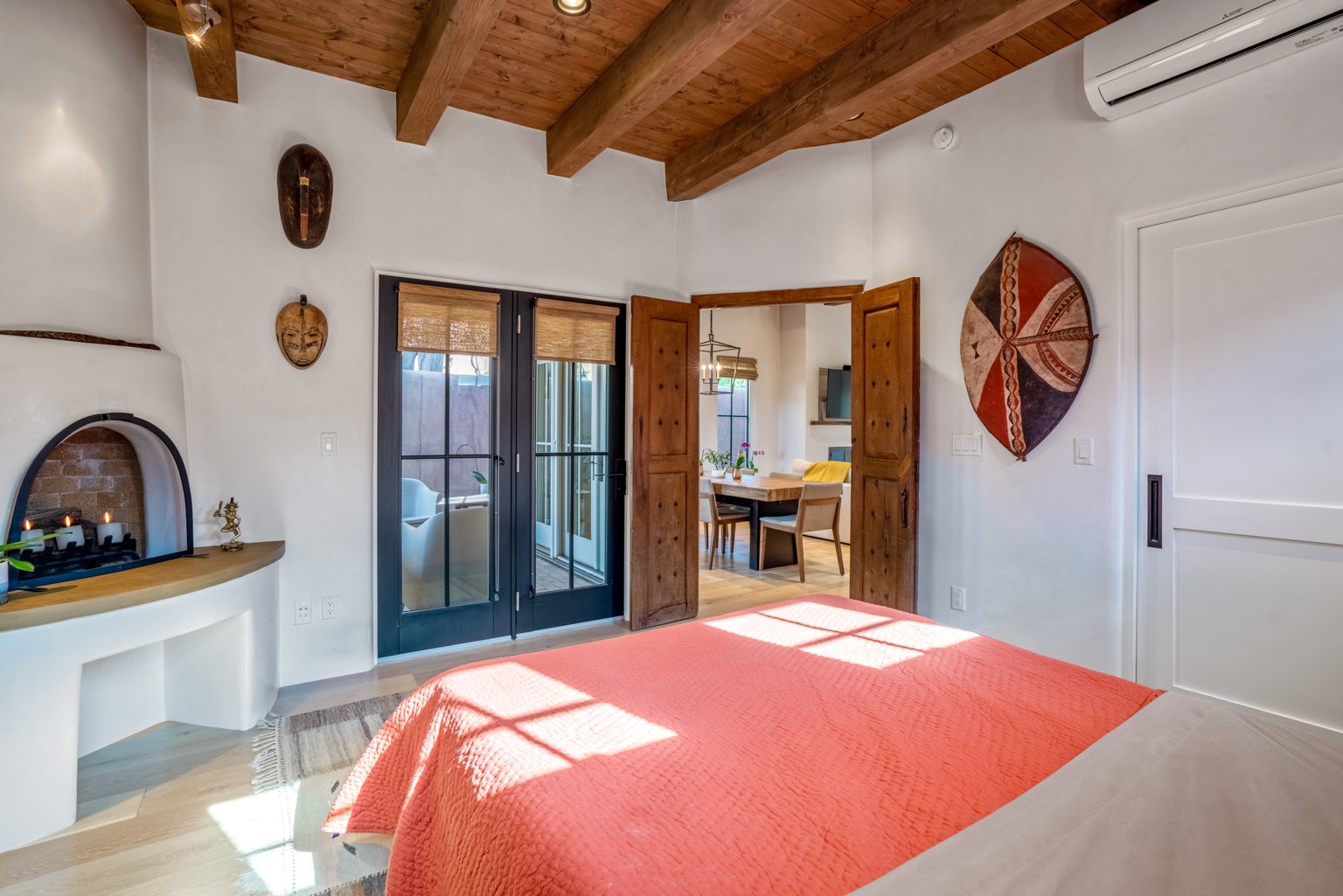 Santa Fe, New Mexico 87501, United States, 3 Bedrooms Bedrooms, ,3 BathroomsBathrooms,Residential,Active,126783