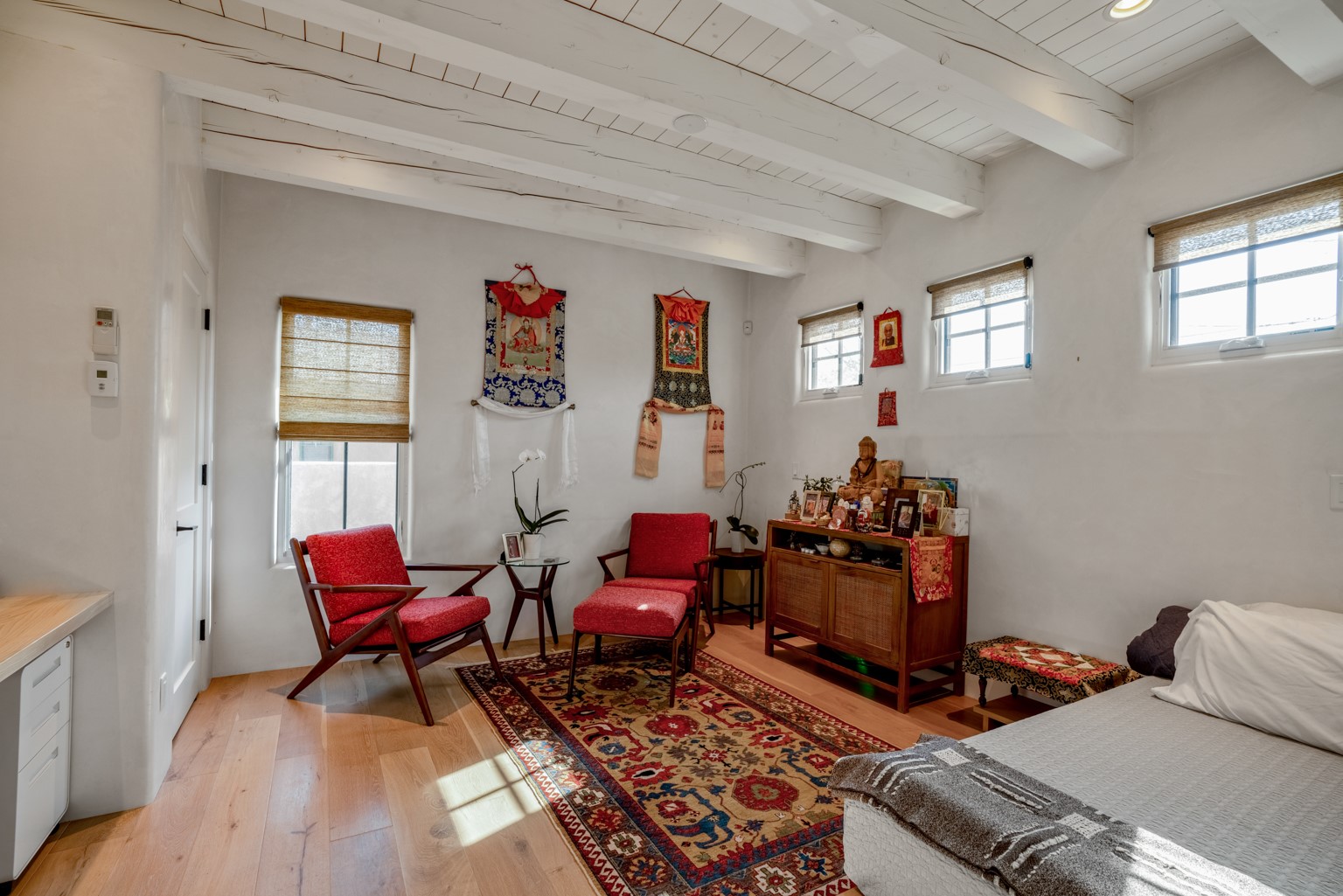 Santa Fe, New Mexico 87501, United States, 3 Bedrooms Bedrooms, ,3 BathroomsBathrooms,Residential,Active,126783