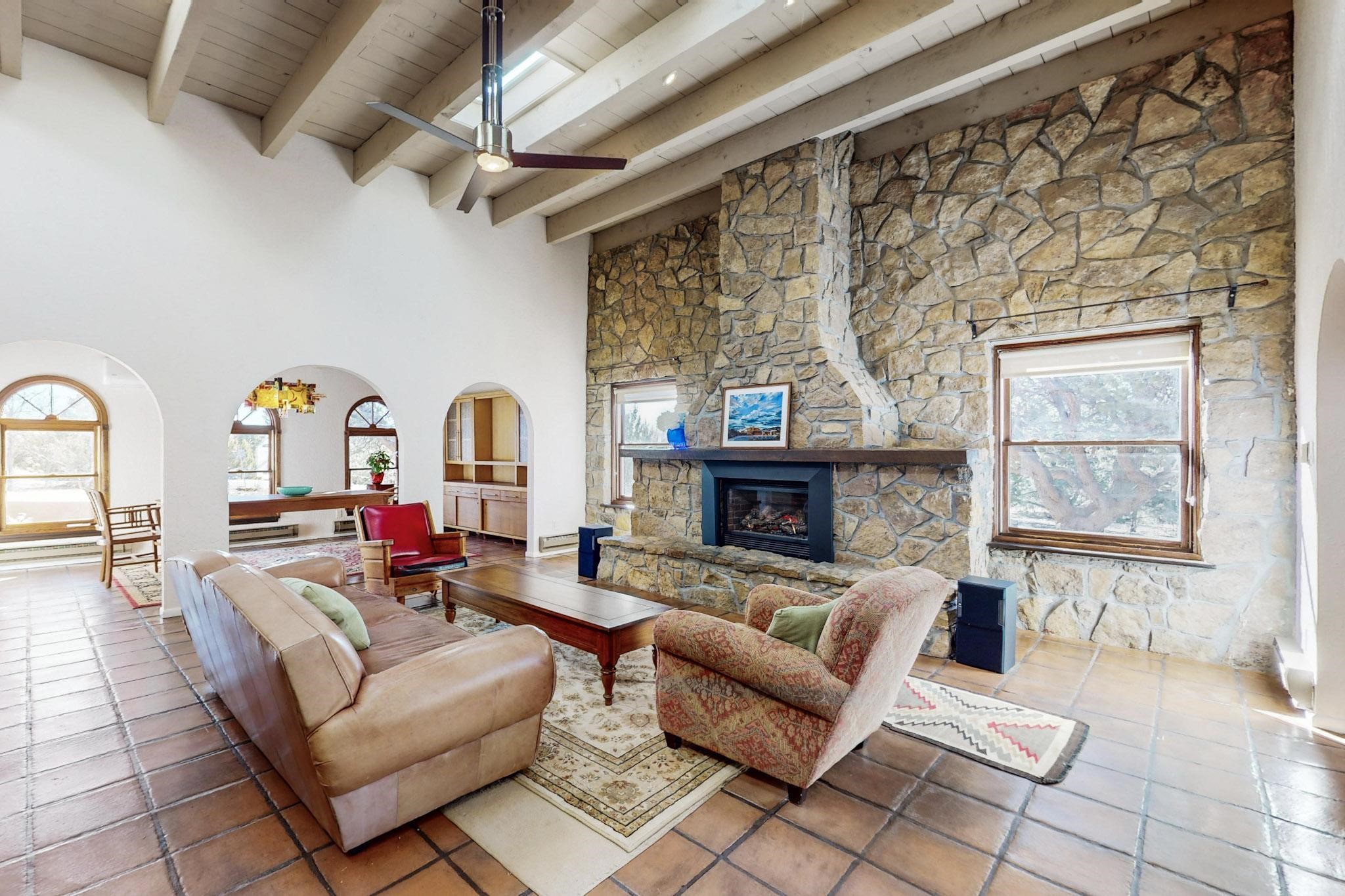 4 Verano Court, Santa Fe, New Mexico image 3