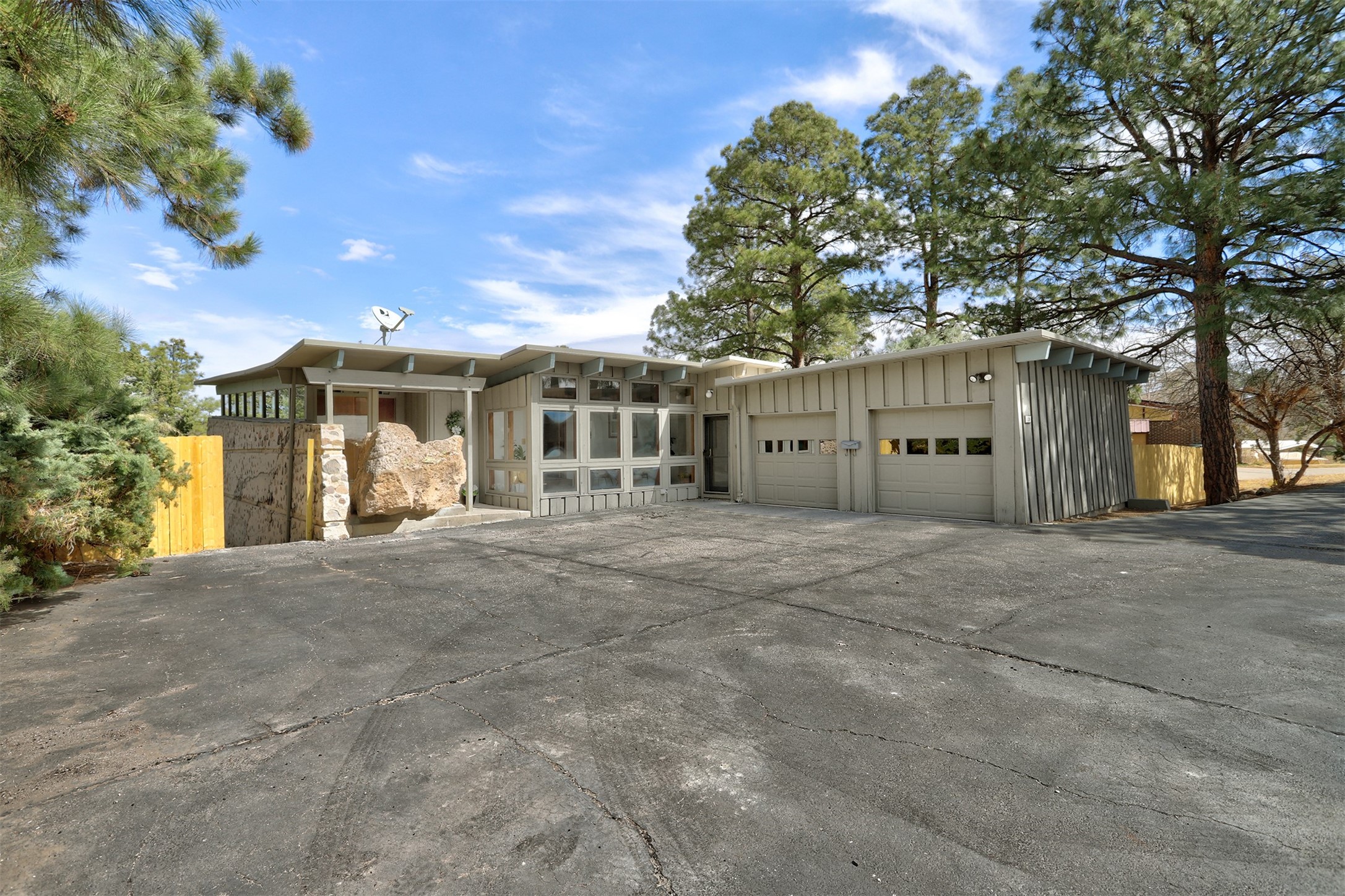 120 Dos Brazos St, Los Alamos, New Mexico image 2