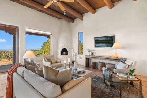 Photo of 35 Alteza, Santa Fe, NM 87508 (MLS # 202504277)