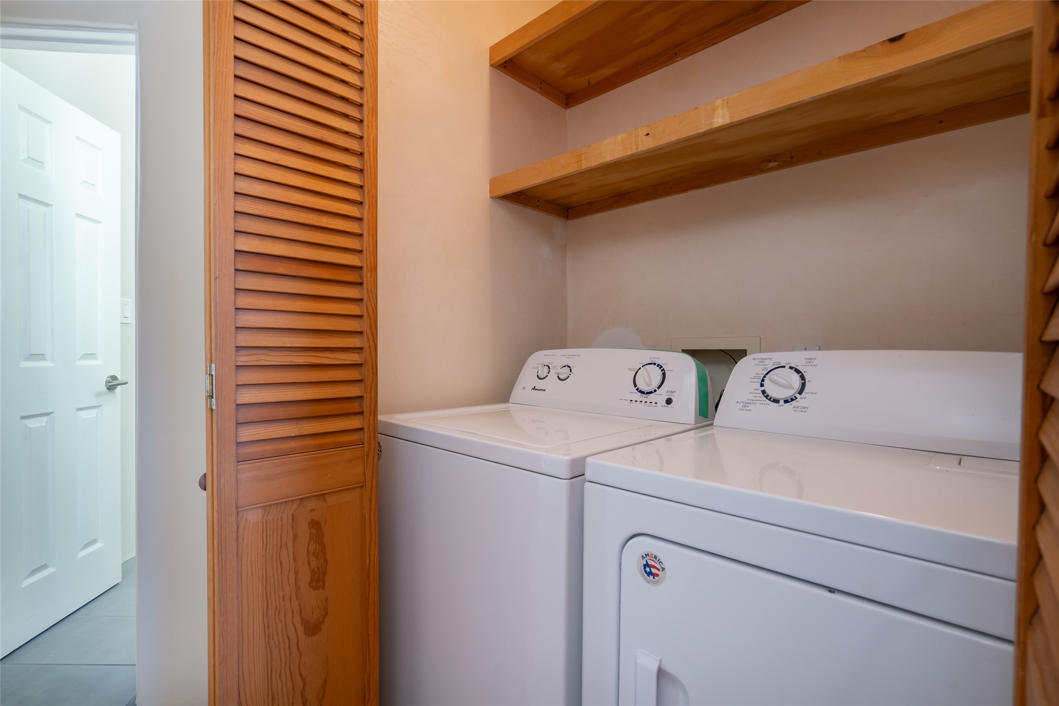 656 Old Santa Fe Trail Trl, Santa Fe, New Mexico image 20