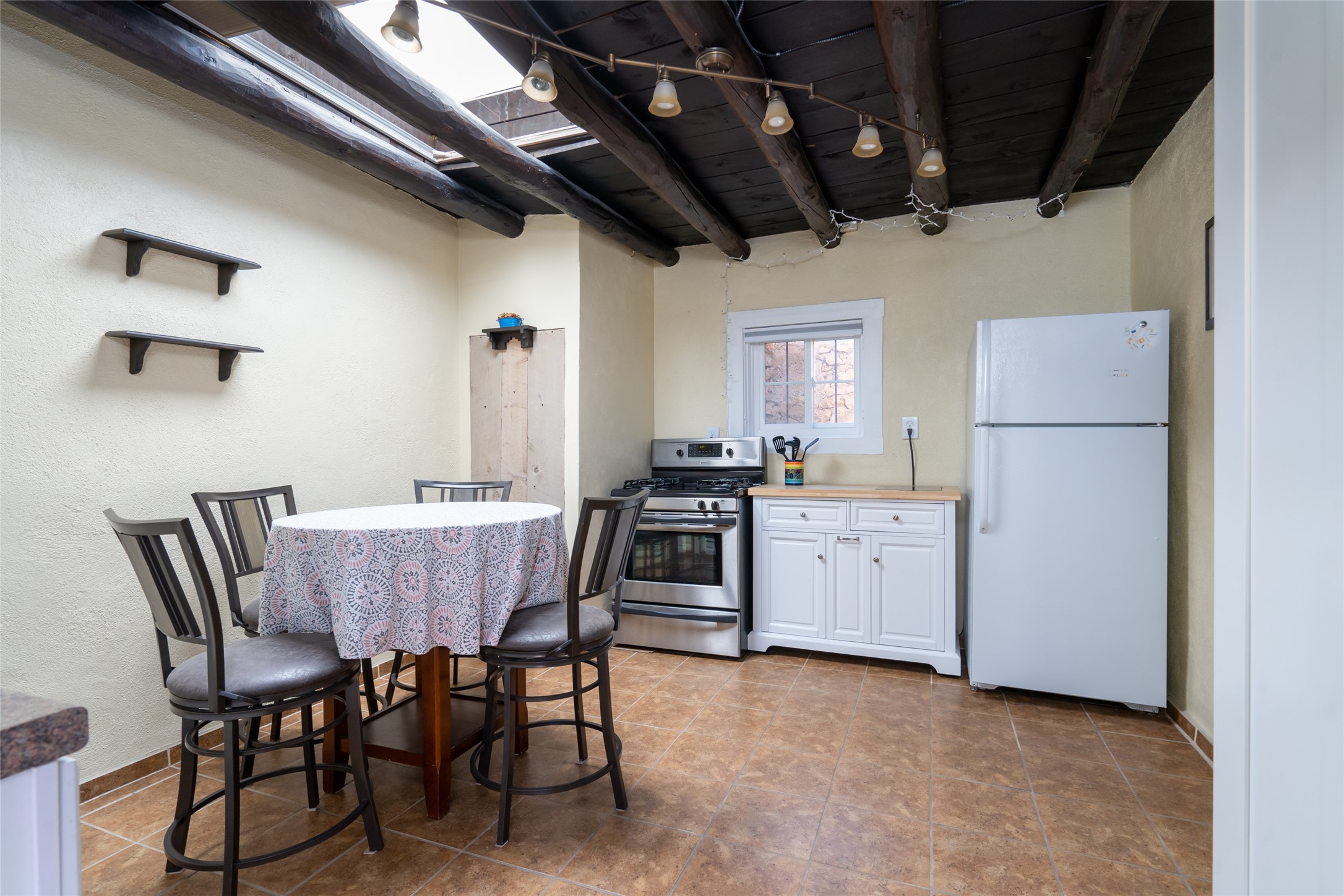 656 Old Santa Fe Trail Trl, Santa Fe, New Mexico image 30