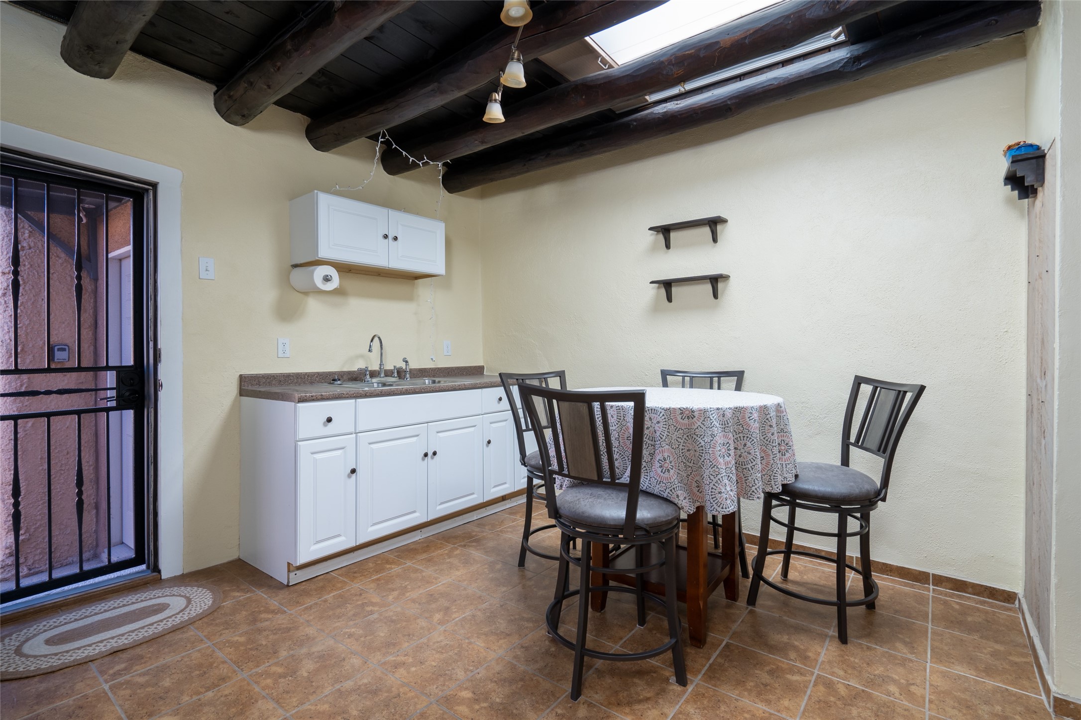 656 Old Santa Fe Trail Trl, Santa Fe, New Mexico image 32