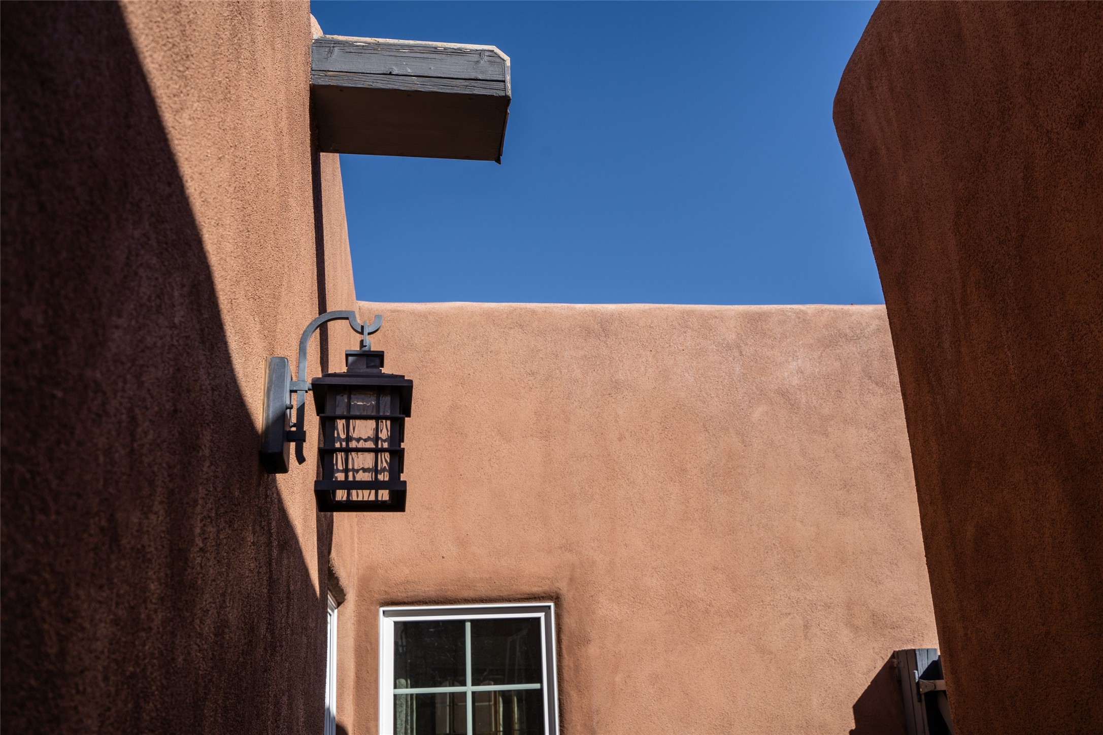 656 Old Santa Fe Trail Trl, Santa Fe, New Mexico image 38