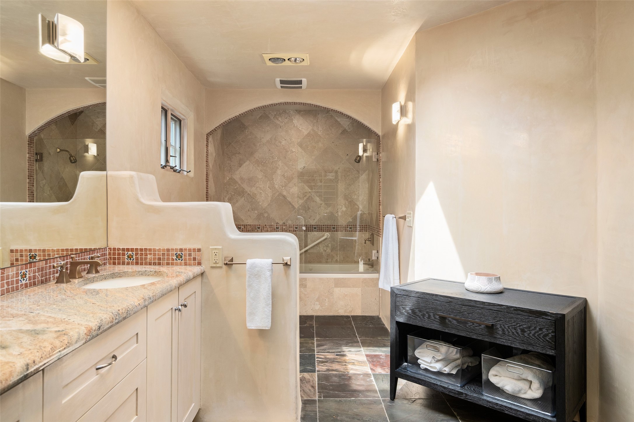 614 E Alameda St, Santa Fe, New Mexico image 32