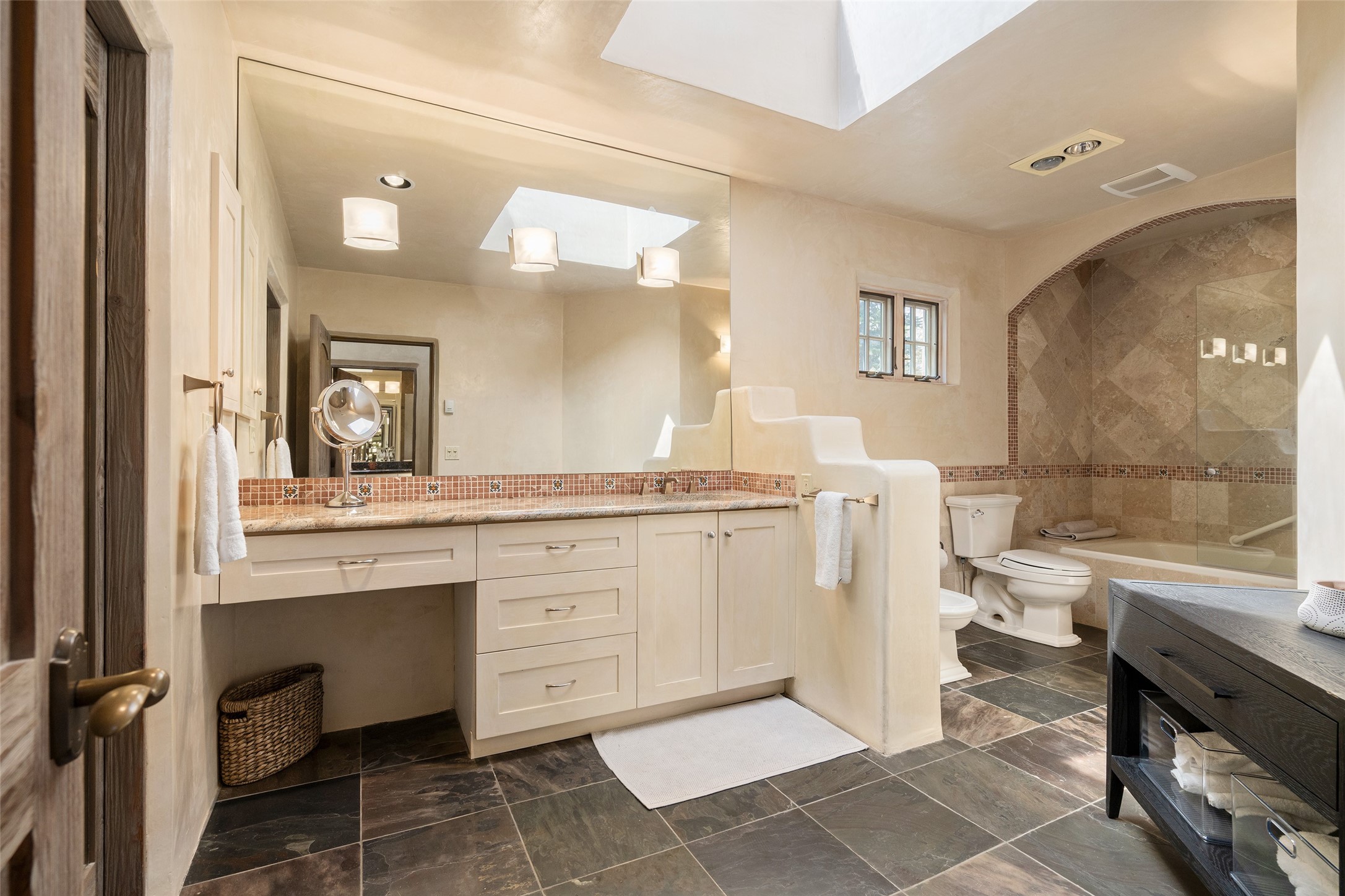 614 E Alameda St, Santa Fe, New Mexico image 31