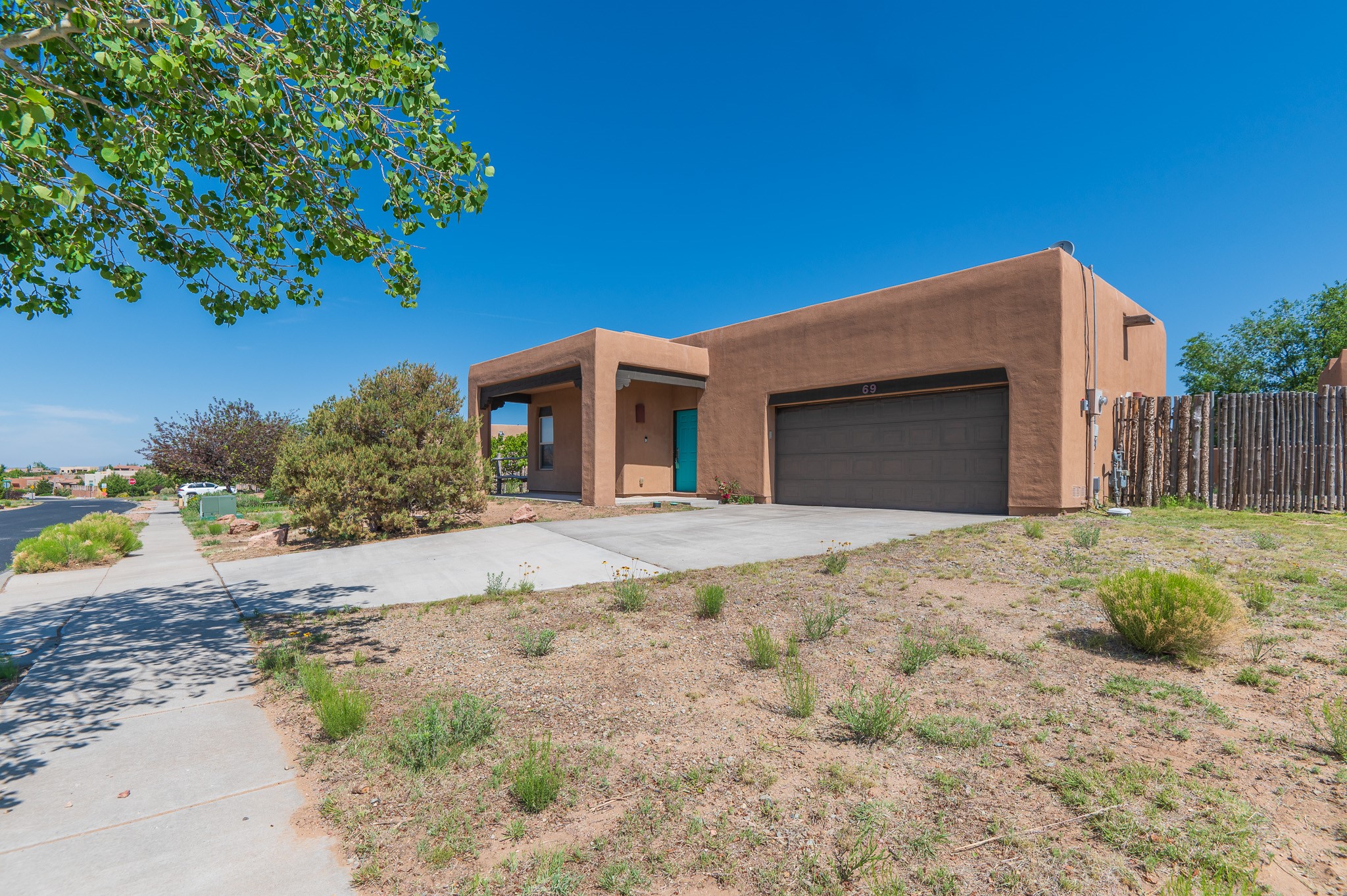 69 Bosquecillo, Santa Fe, New Mexico image 2
