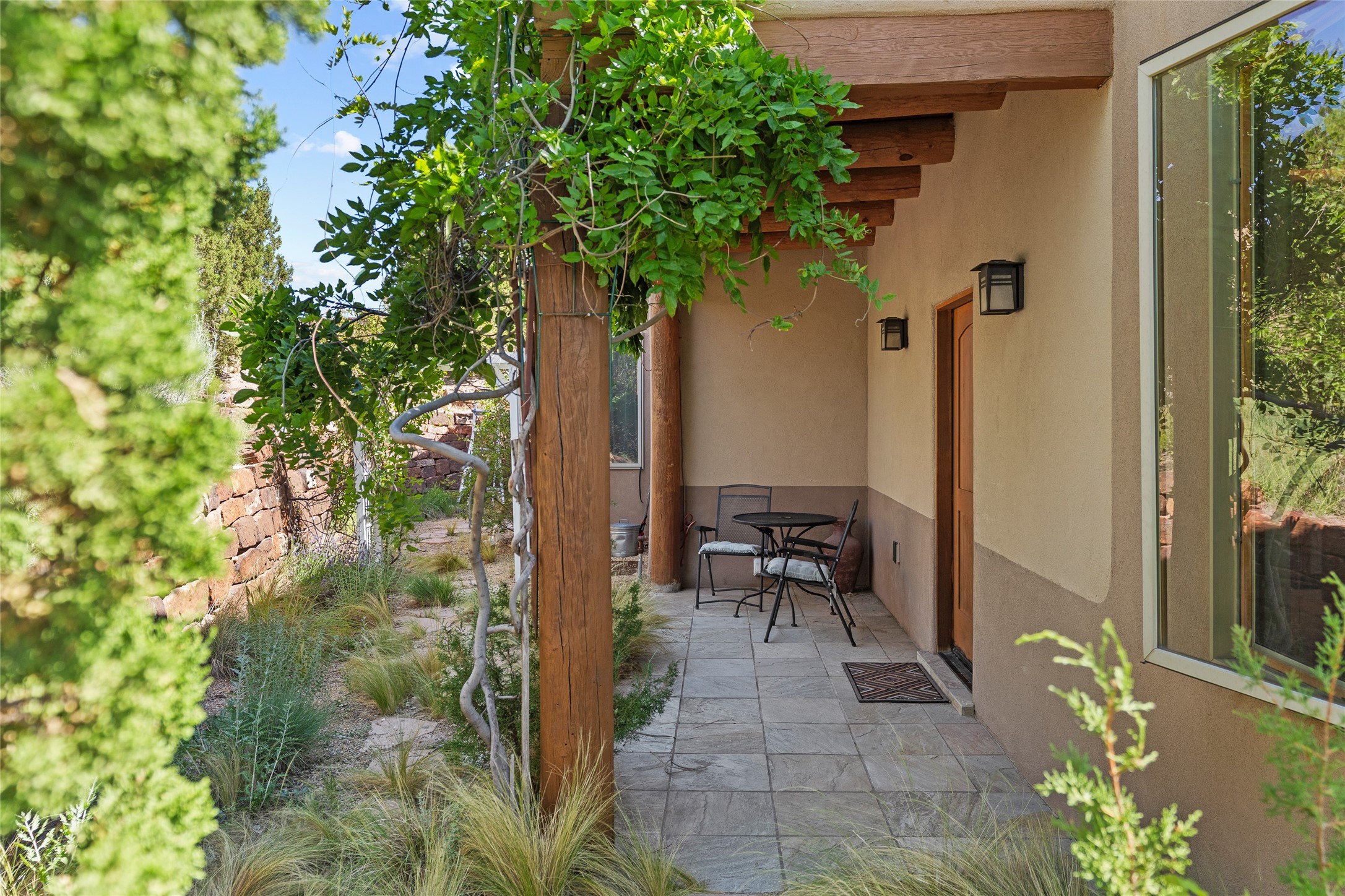Santa Fe, New Mexico 87506, United States, 6 Bedrooms Bedrooms, ,4 BathroomsBathrooms,Residential,Active,228413