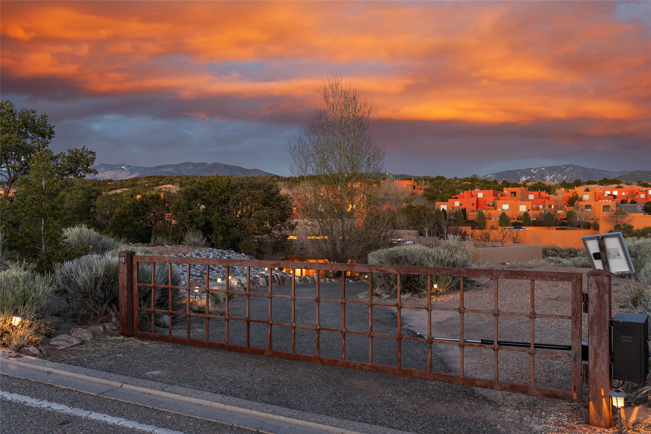 794 Camino Francisca, Santa Fe, New Mexico image 35