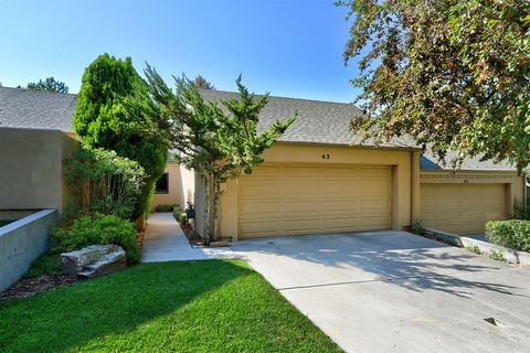 43 Timber Ridge Rd, Los Alamos, NM 87544 - #: 202402732