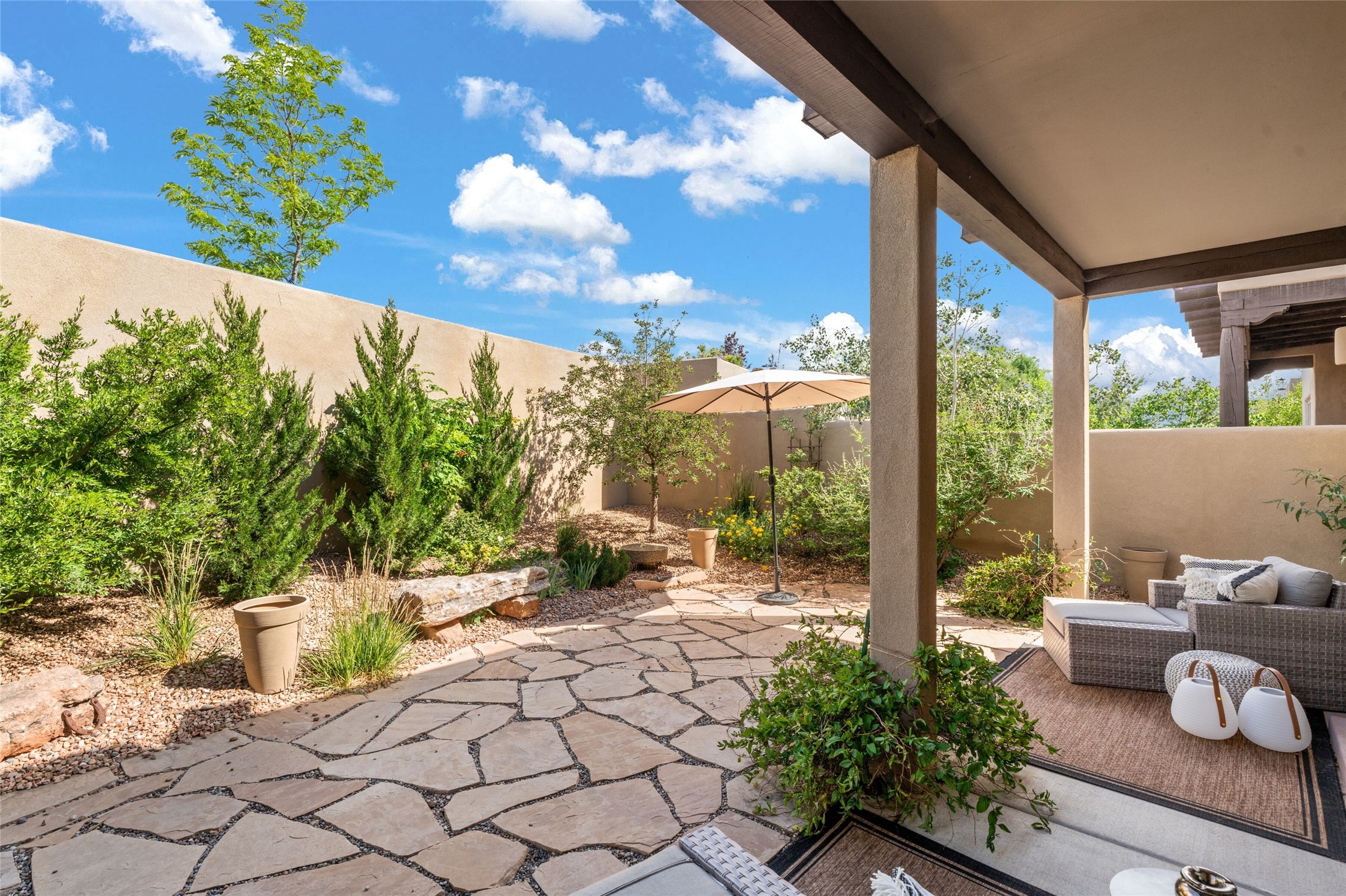 Santa Fe, New Mexico 87506, United States, 3 Bedrooms Bedrooms, ,3 BathroomsBathrooms,Residential,Active,218170