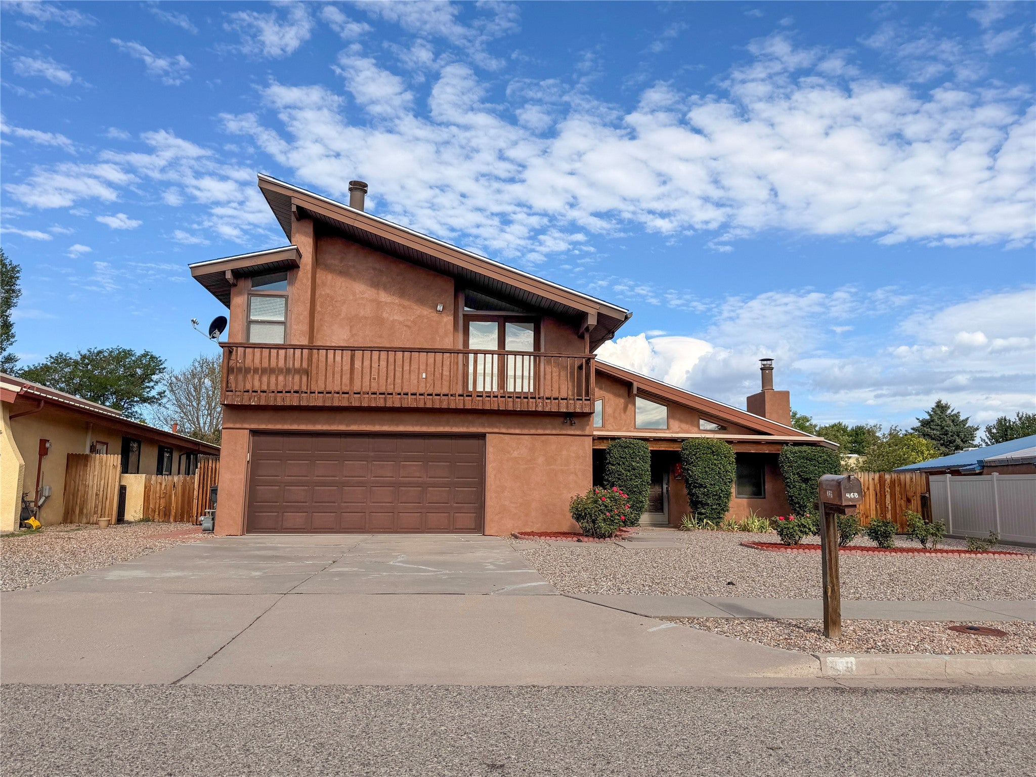468 Aragon Avenue - Photo 3