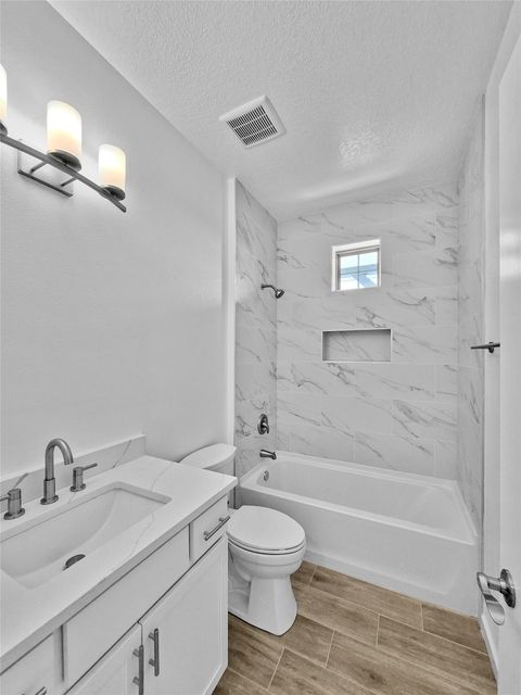 Tiny photo for 19 Flower Garland, Santa Fe, NM 87508 (MLS # 202600432)