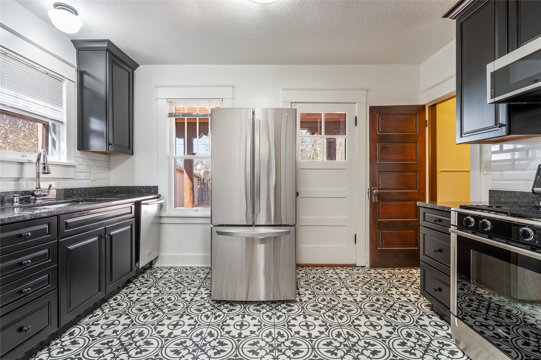 237 Anita Place, Santa Fe, New Mexico image 12