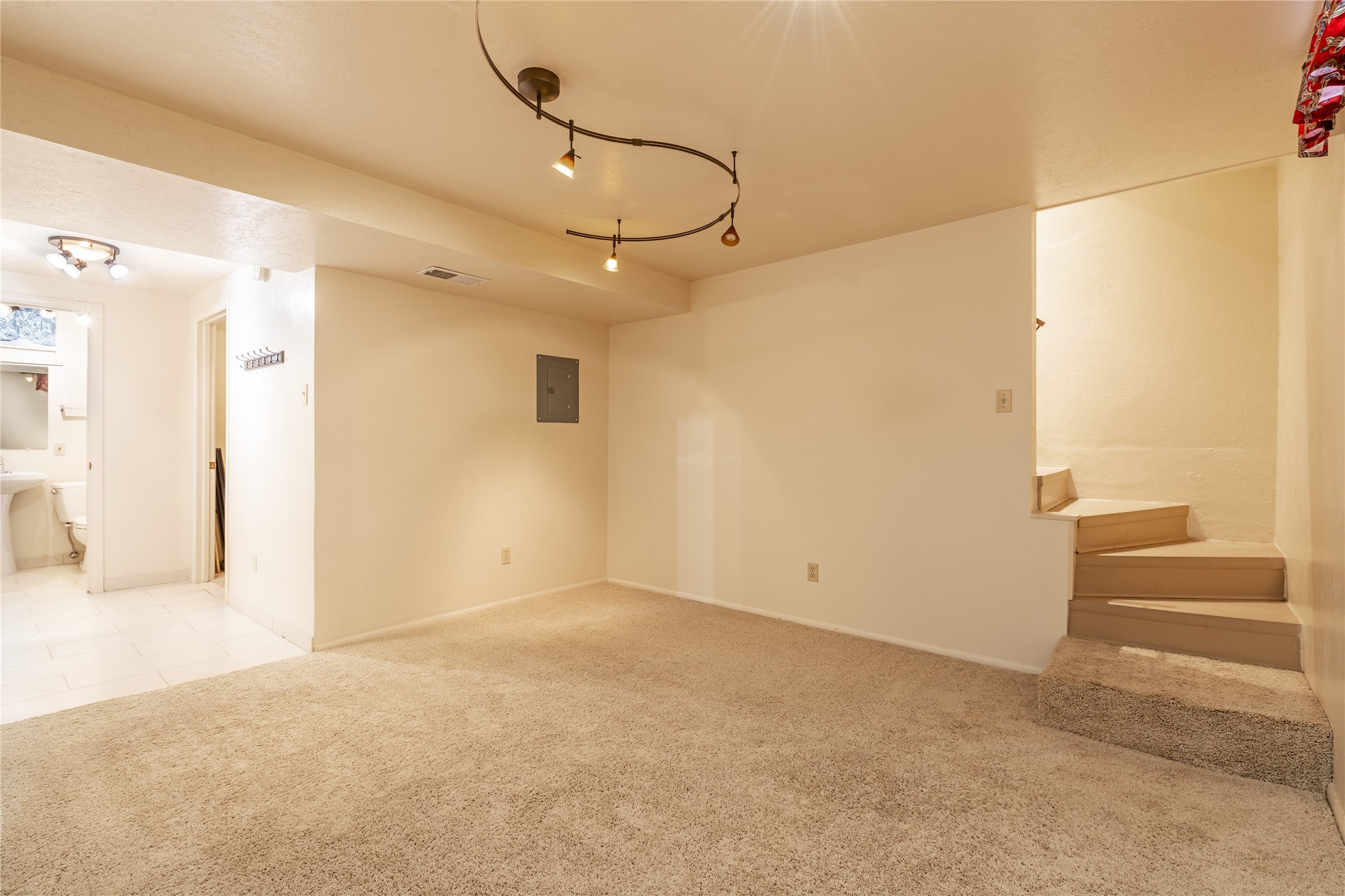 237 Anita Place, Santa Fe, New Mexico image 22