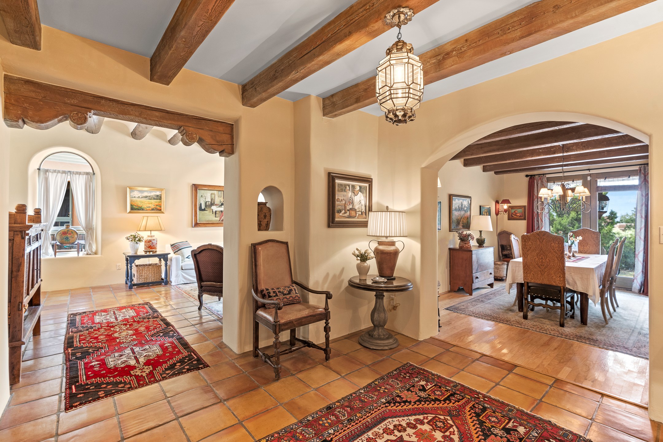 Santa Fe, New Mexico 87505, United States, 4 Bedrooms Bedrooms, ,4 BathroomsBathrooms,Residential,Active,194592