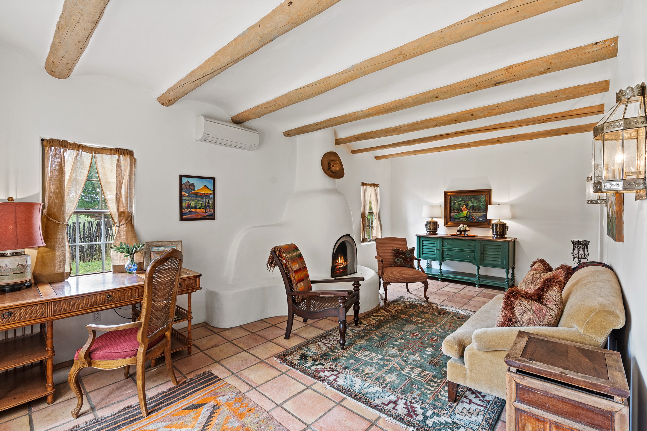 Santa Fe, New Mexico 87505, United States, 4 Bedrooms Bedrooms, ,4 BathroomsBathrooms,Residential,Active,194592