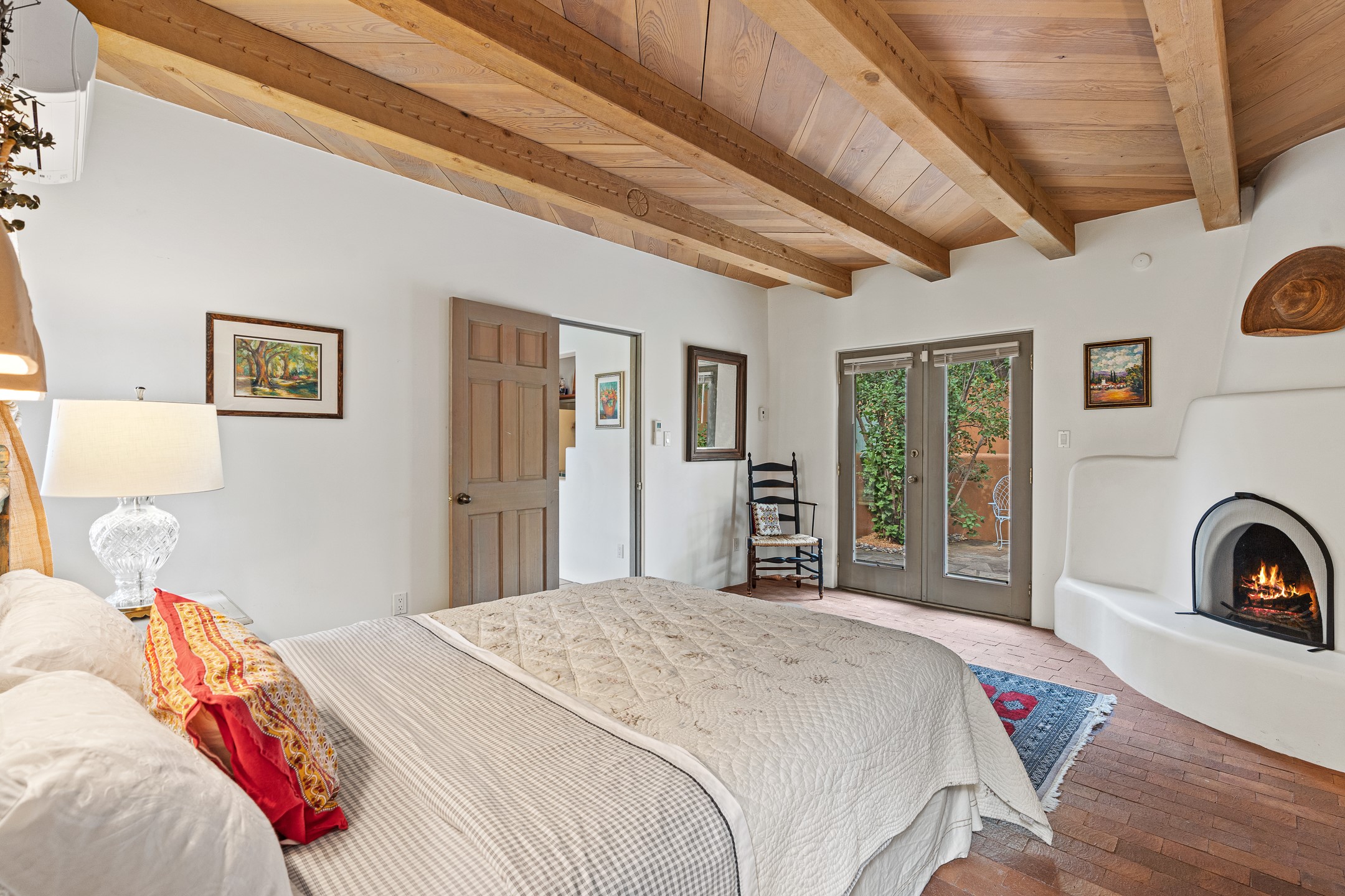 Santa Fe, New Mexico 87505, United States, 4 Bedrooms Bedrooms, ,4 BathroomsBathrooms,Residential,Active,194592