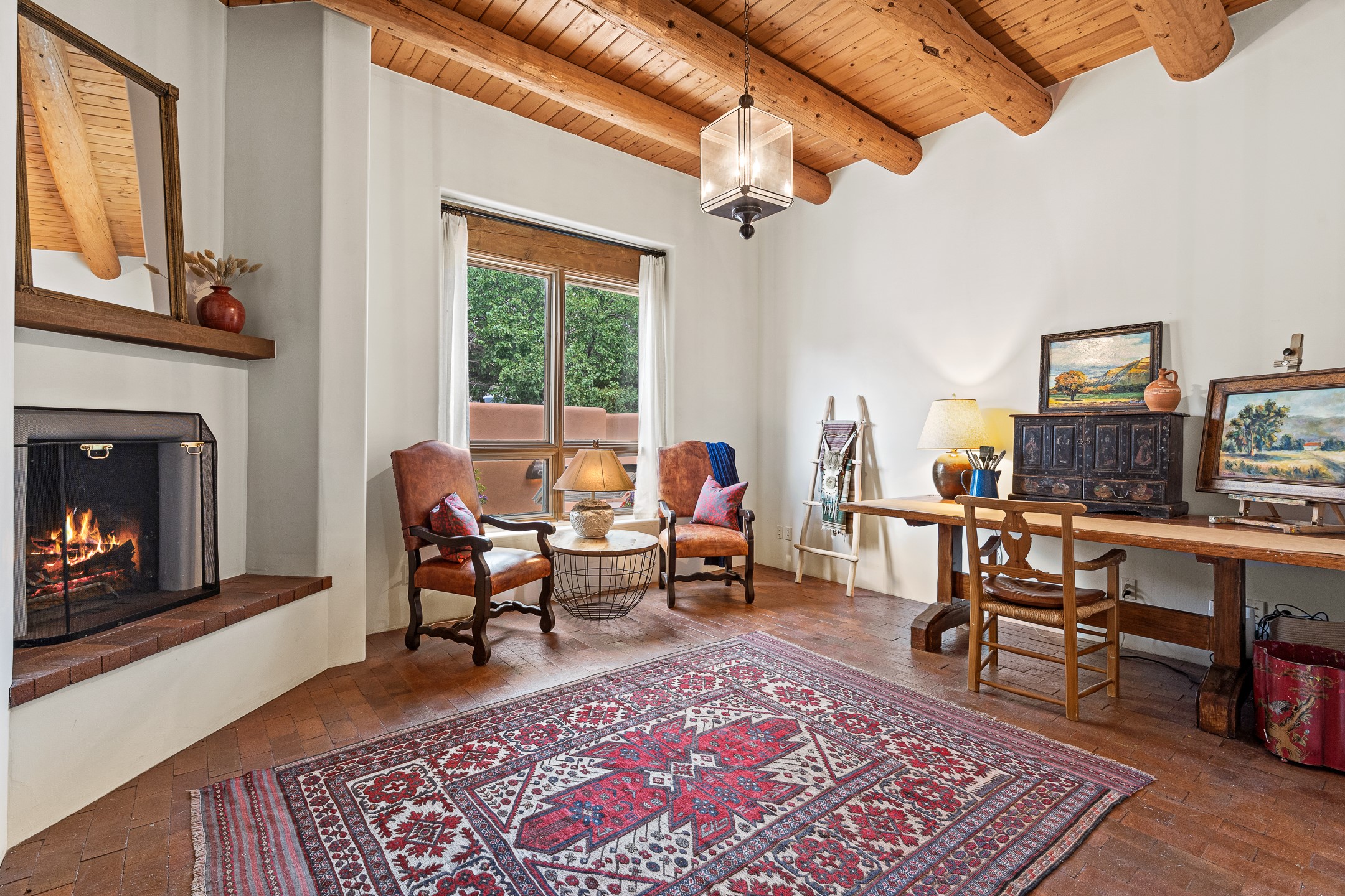 Santa Fe, New Mexico 87505, United States, 4 Bedrooms Bedrooms, ,4 BathroomsBathrooms,Residential,Active,194592