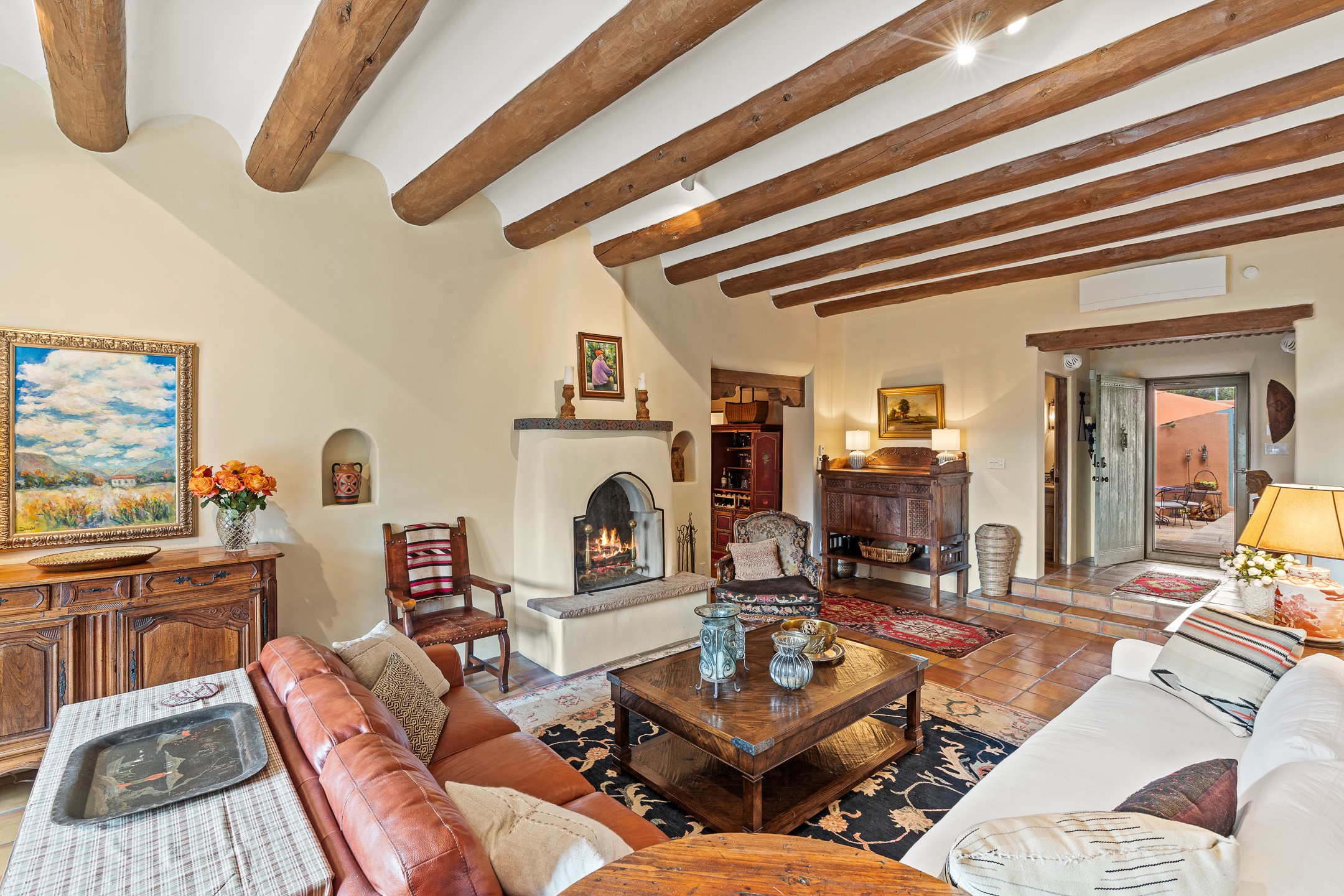 Santa Fe, New Mexico 87505, United States, 4 Bedrooms Bedrooms, ,4 BathroomsBathrooms,Residential,Active,194592