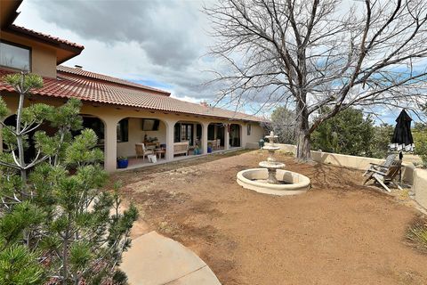 Tiny photo for 16 Toro Ln, Santa Fe, NM 87508 (MLS # 202601347)