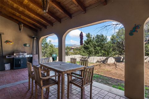 Tiny photo for 16 Toro Ln, Santa Fe, NM 87508 (MLS # 202601347)