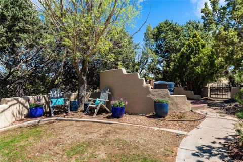 Tiny photo for 16 Toro Ln, Santa Fe, NM 87508 (MLS # 202601347)