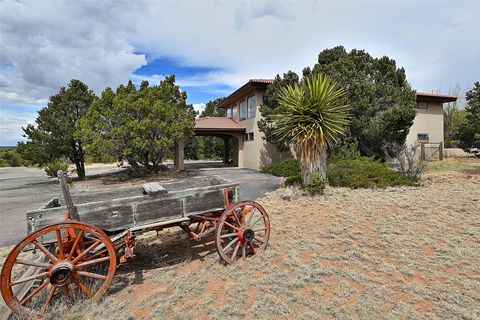 Tiny photo for 16 Toro Ln, Santa Fe, NM 87508 (MLS # 202601347)